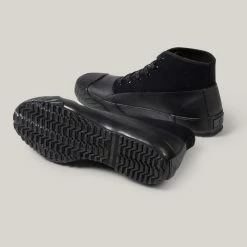 MOONSTAR ALL WEATHER - BLACK 13 MOONSTAR ALL WEATHER - BLACK -Pickings and Parry shop LR Edits Mar052020 4664 1024x1024@2x