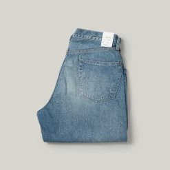 LENO LOOSE TAPERED JEAN - FADE INDIGO 11 LENO LOOSE TAPERED JEAN - FADE INDIGO -Pickings and Parry shop SOC IF MON LENO SEPT032020 84 1024x1024@2x
