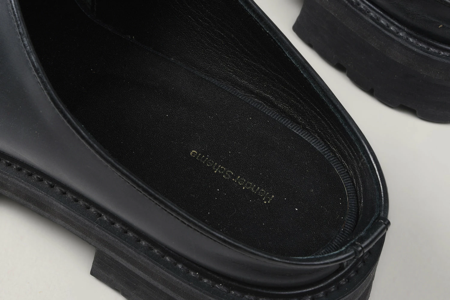 USED HENDER SCHEME COMMANDO MULE - BLACK 5 USED HENDER SCHEME COMMANDO MULE - BLACK - Image 3