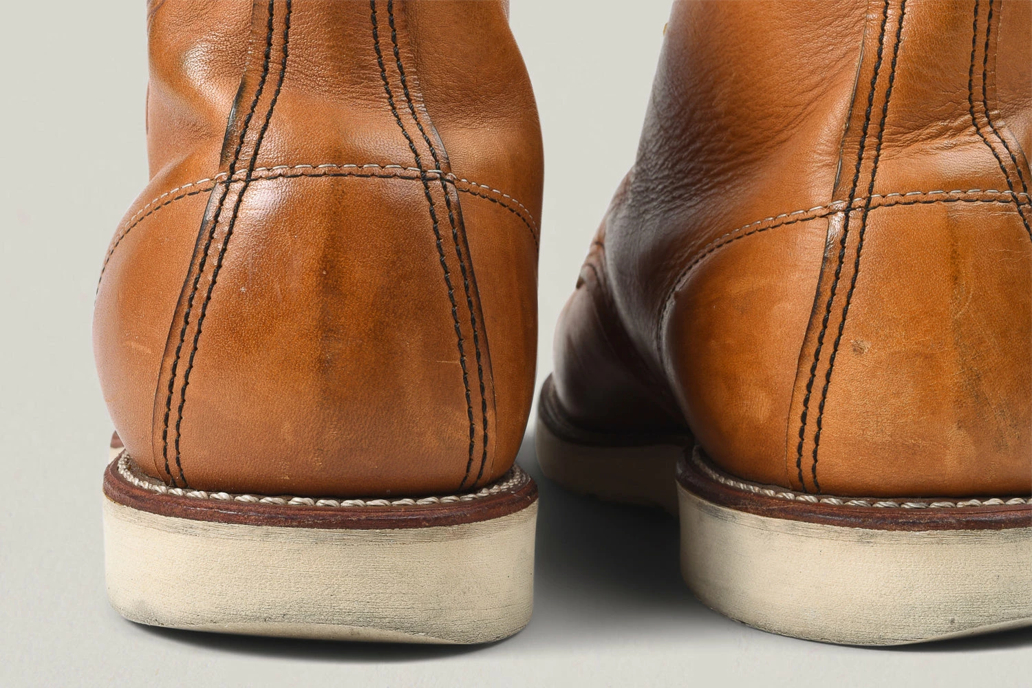 USED RED WING 10875 MOC TOE BOOTS - TAN 6 USED RED WING 10875 MOC TOE BOOTS - TAN - Image 4