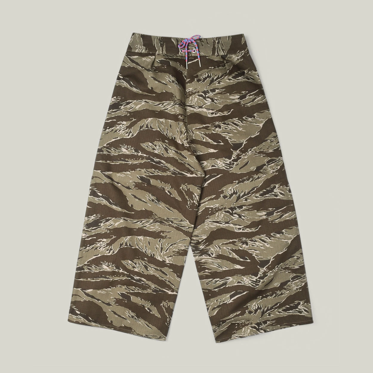 W'MENSWEAR CRAZY BORDER TROUSER - CAMO/LEOPARD 4 W'MENSWEAR CRAZY BORDER TROUSER - CAMO/LEOPARD - Image 2